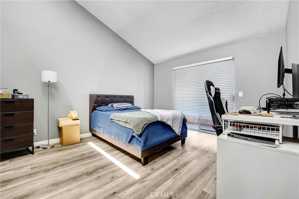 8020 Langdon Avenue 211 Property Photo 21