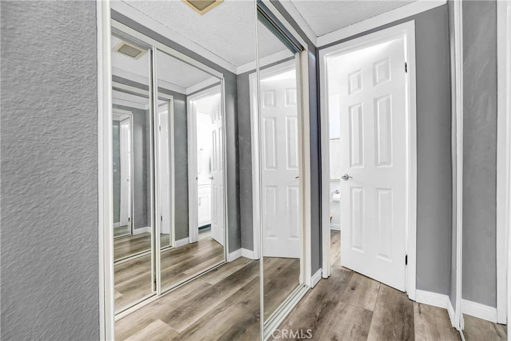 8020 Langdon Avenue 211 Property Photo 23