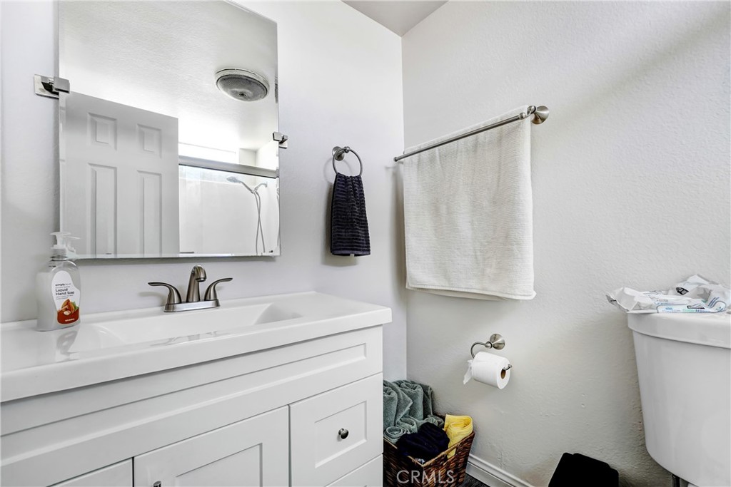 8020 Langdon Avenue 211 Property Photo 24