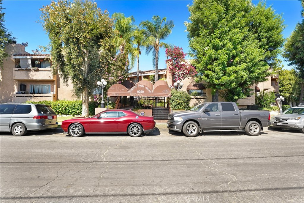 8020 Langdon Avenue 211 Property Photo 35