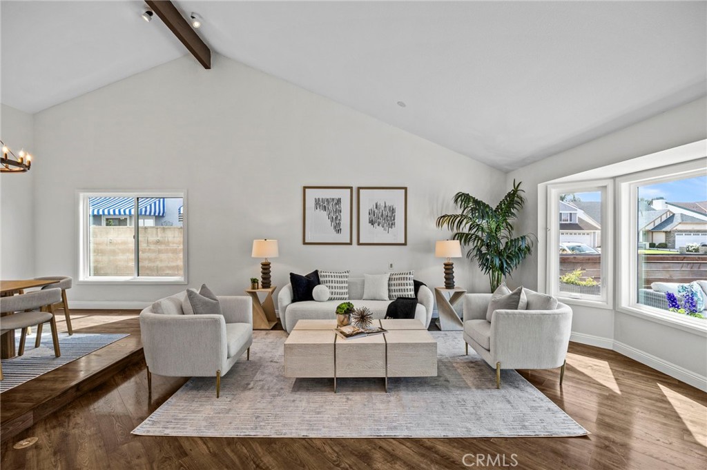 6 Crockett Property Photo 1