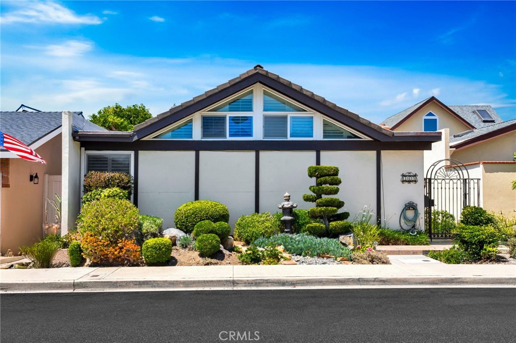 365 Clipper Way Property Photo 1
