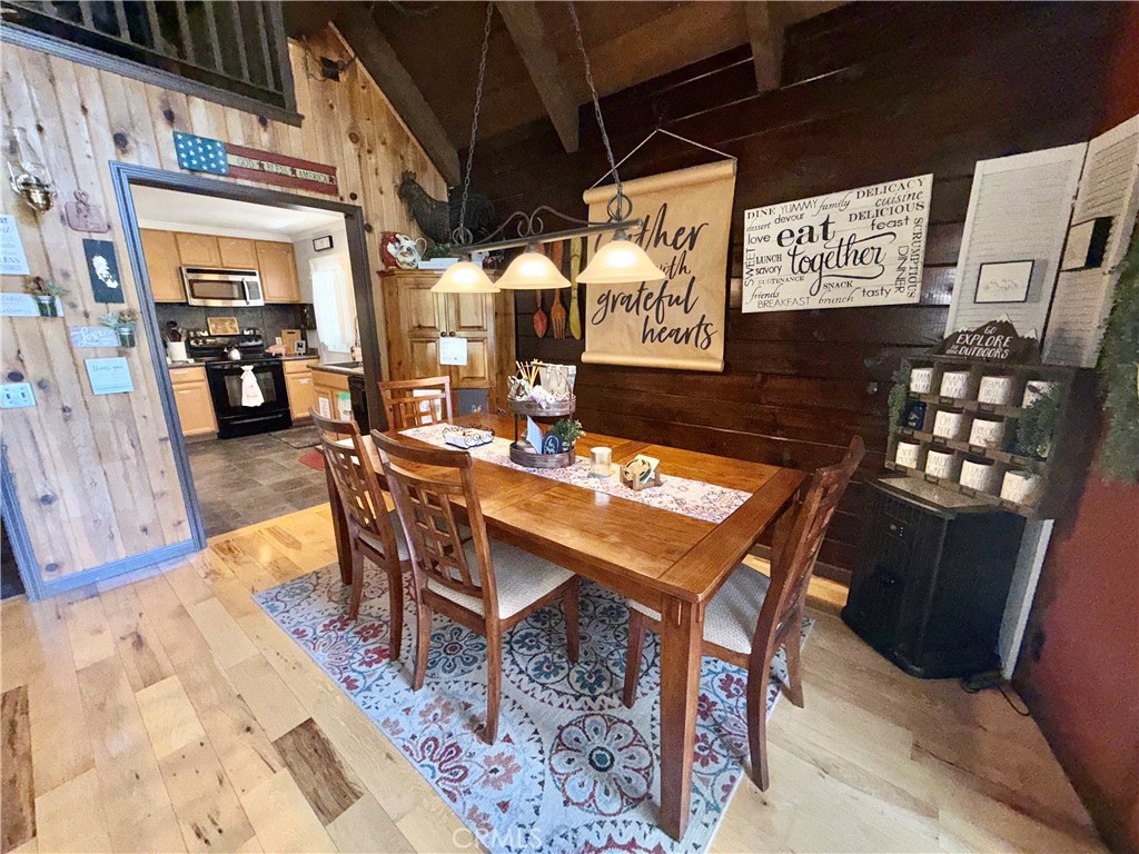 9312 Mountain Meadow Road Property Photo 4