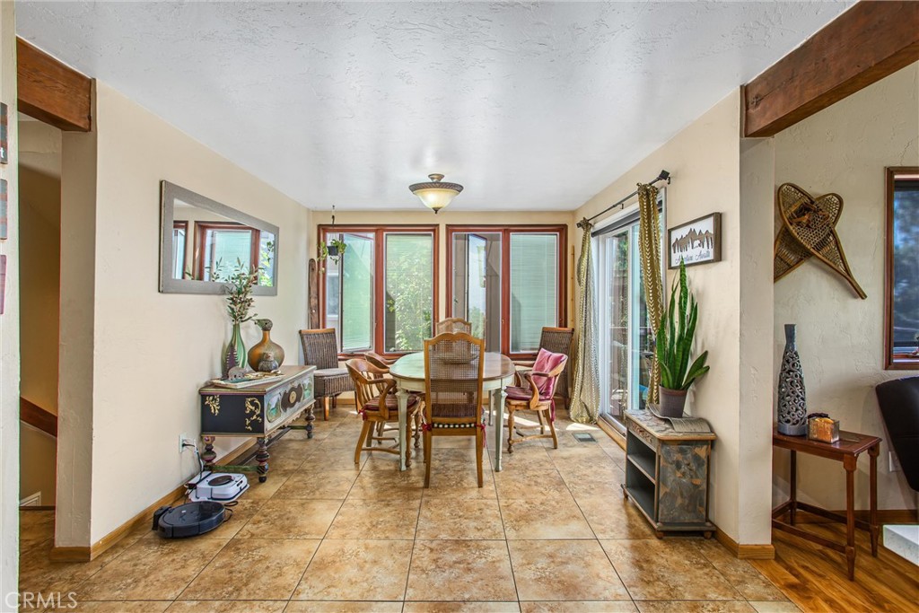 30421 Live Oak Drive Property Photo 10