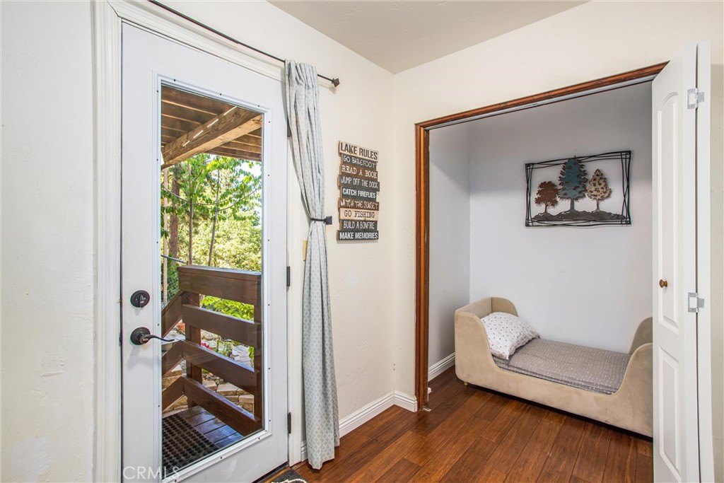 30421 Live Oak Drive Property Photo 18