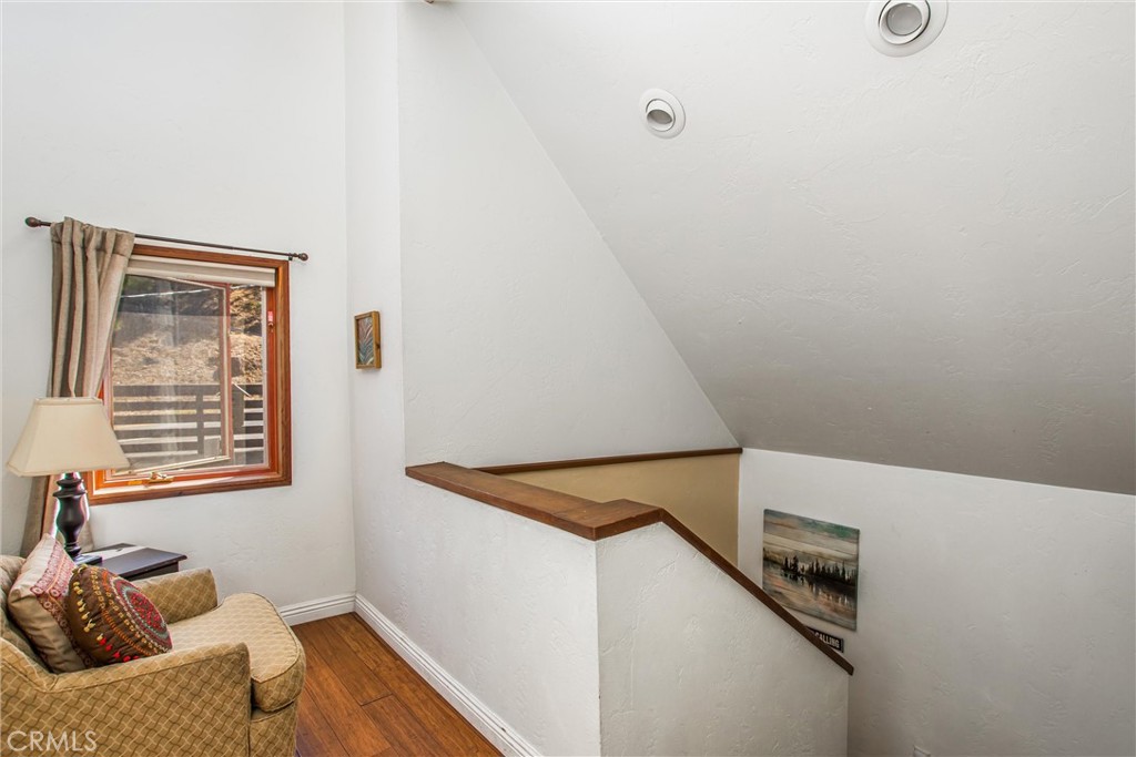30421 Live Oak Drive Property Photo 23