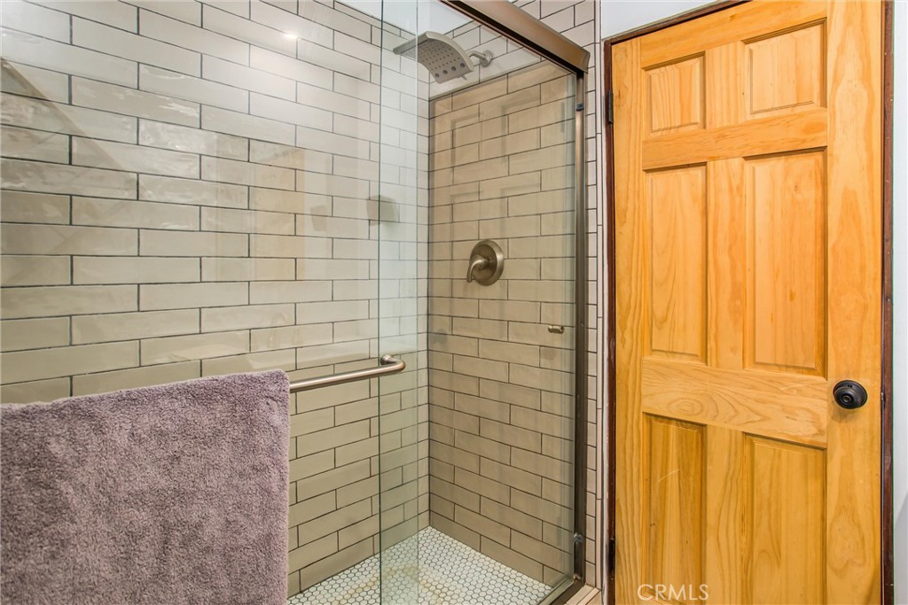 30421 Live Oak Drive Property Photo 25