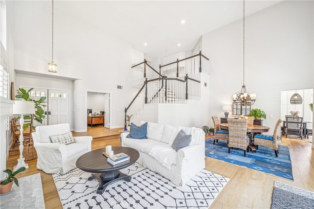 22681 Maplewood Property Photo 5