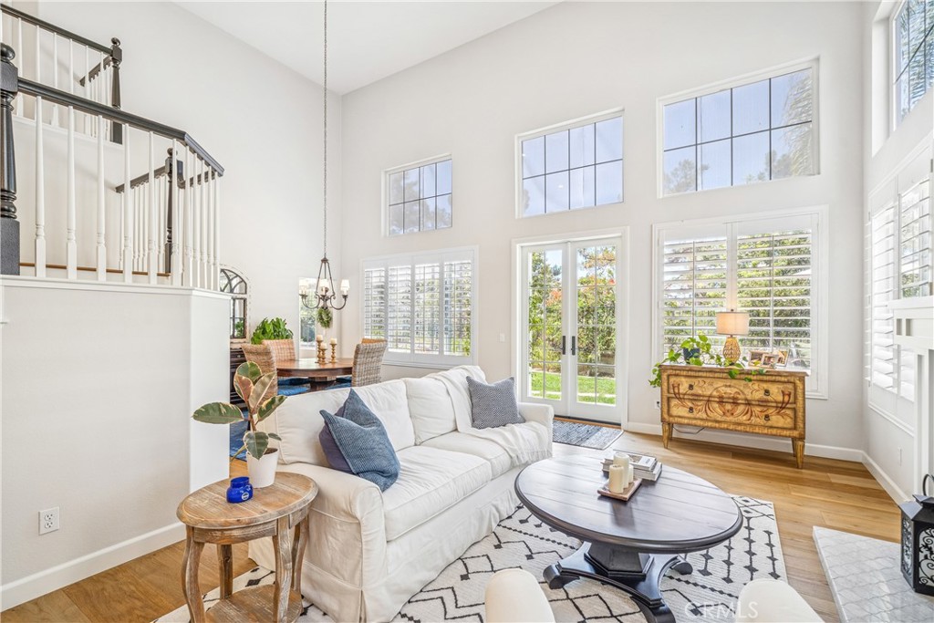 22681 Maplewood Property Photo 6