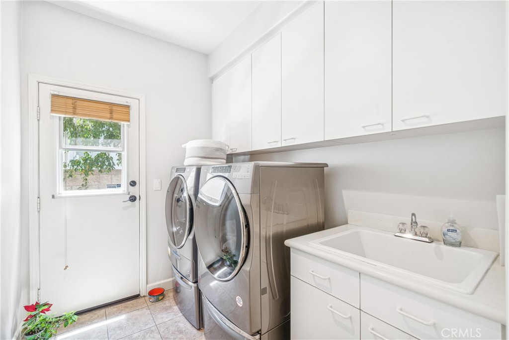 22681 Maplewood Property Photo 22