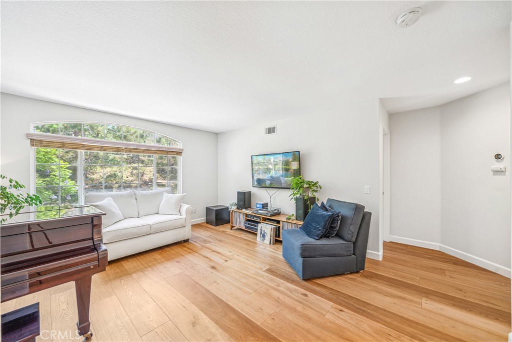 22681 Maplewood Property Photo 36