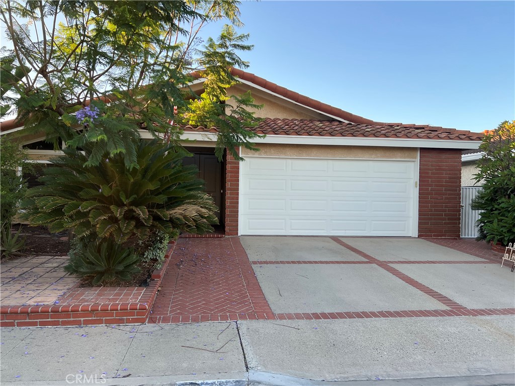 4501 Dogwood Avenue Property Photo 1