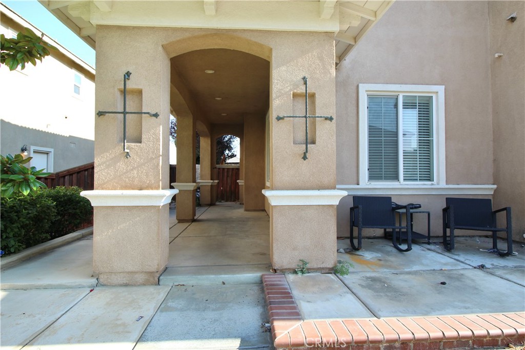 37575 Parkway Drive Property Photo 1