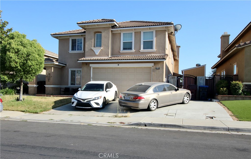 37575 Parkway Drive Property Photo 2