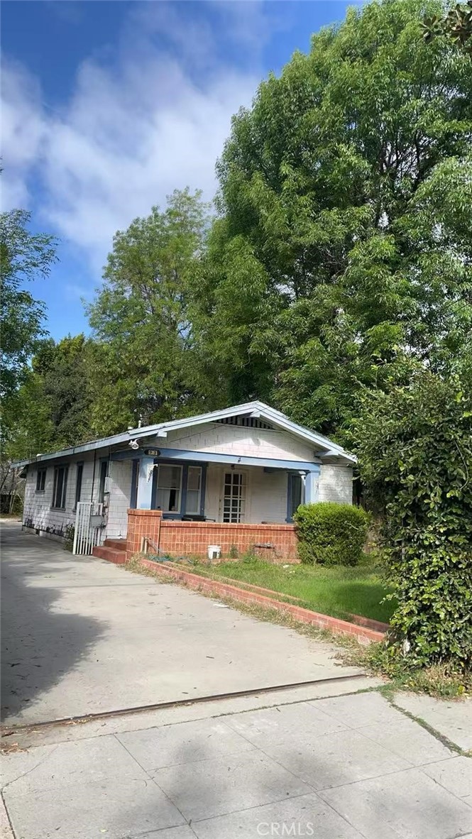 93 N Craig Avenue Property Photo 1