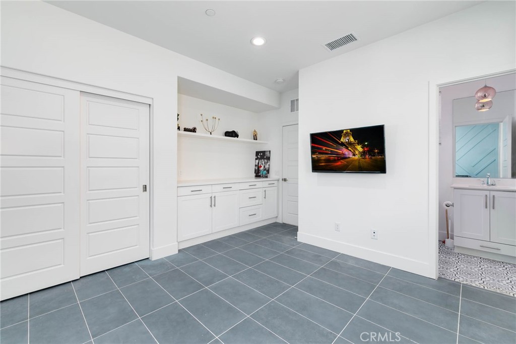 11005 Deckhouse Drive Property Photo 6