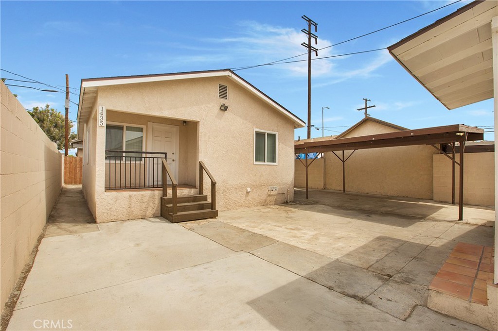 1435 1437 E Colon St Property Photo 24