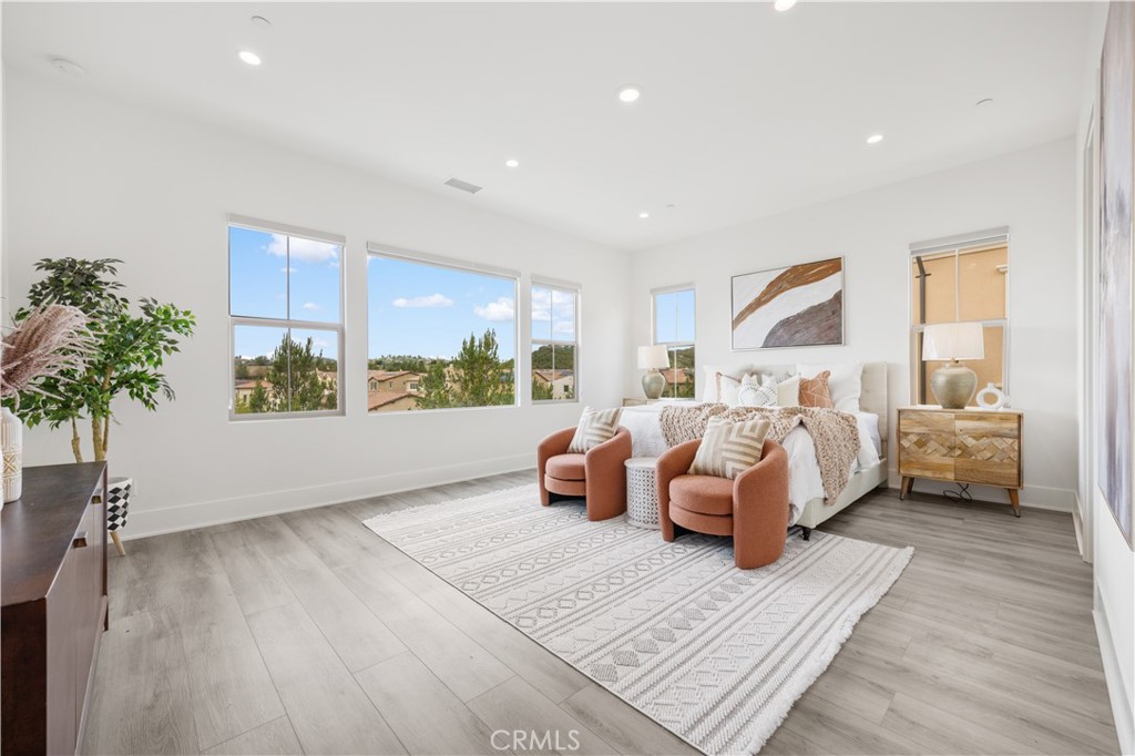 59 Longchamp Property Photo 21