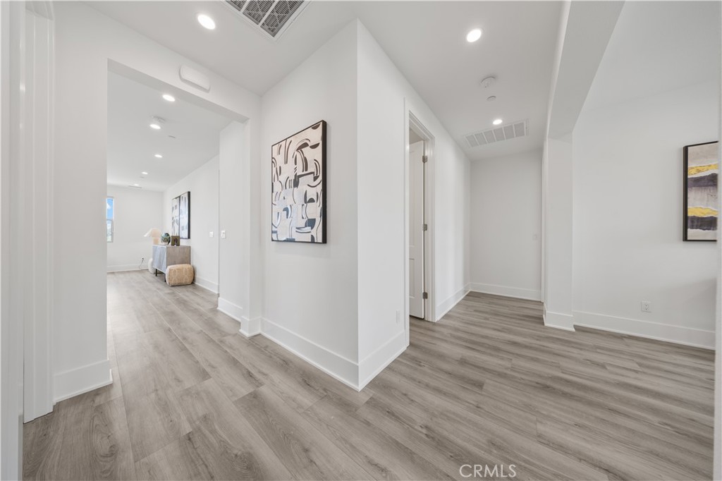 59 Longchamp Property Photo 30