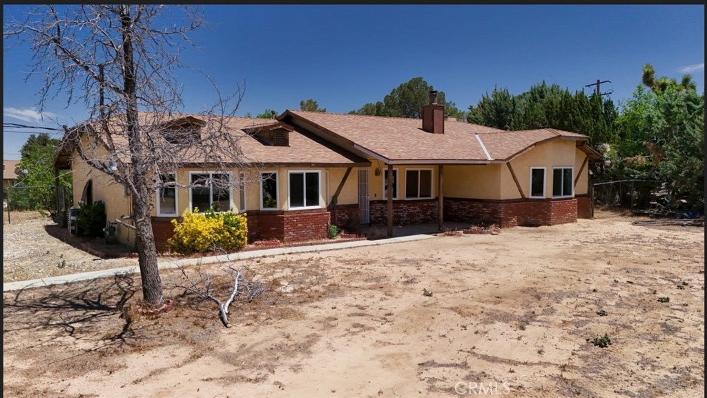 16520 Adelia St Property Photo