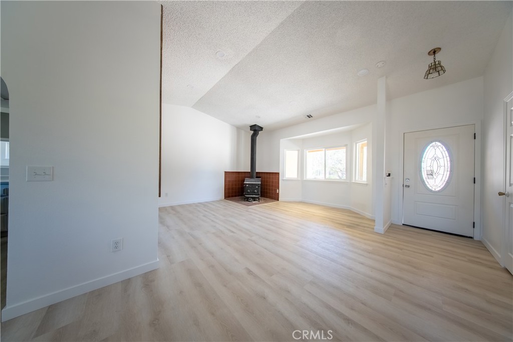 16520 Adelia St Property Photo 11