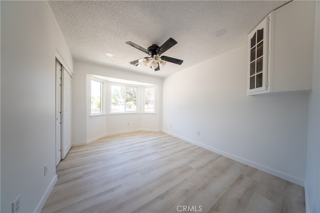 16520 Adelia St Property Photo 12