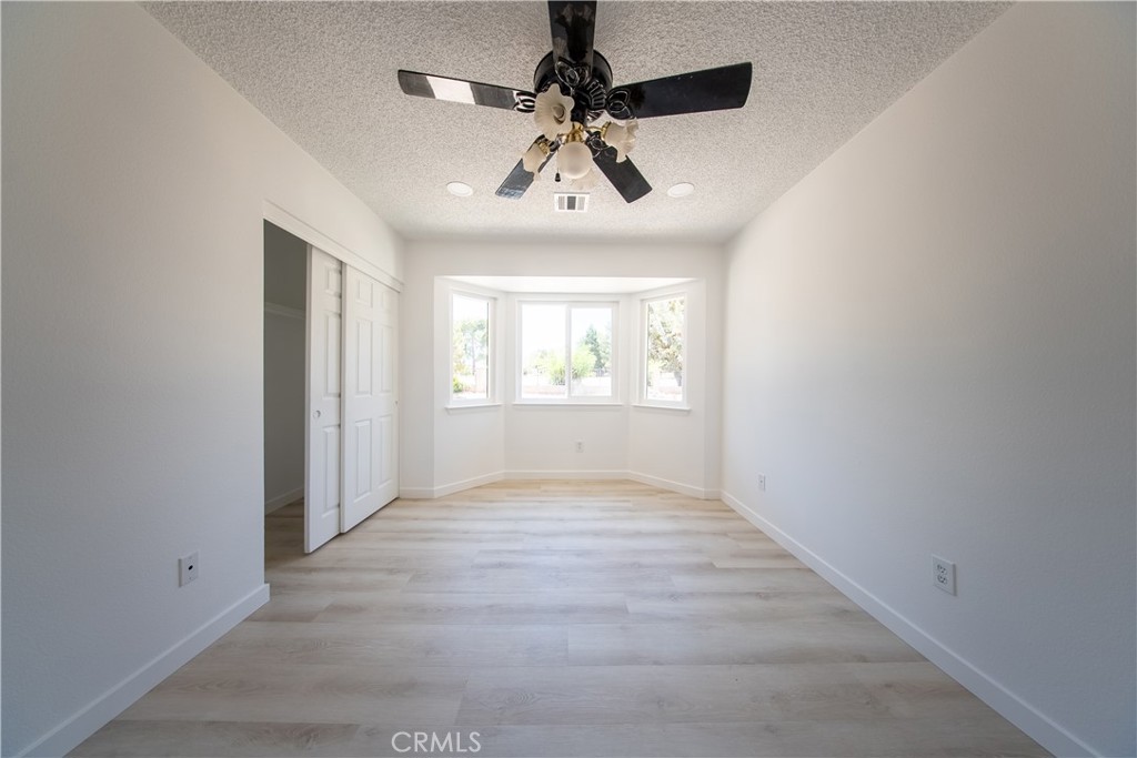 16520 Adelia St Property Photo 13