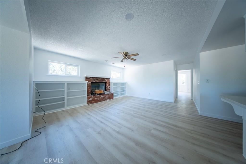 16520 Adelia St Property Photo 20