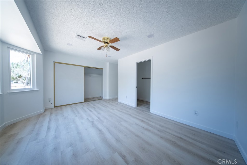 16520 Adelia St Property Photo 21