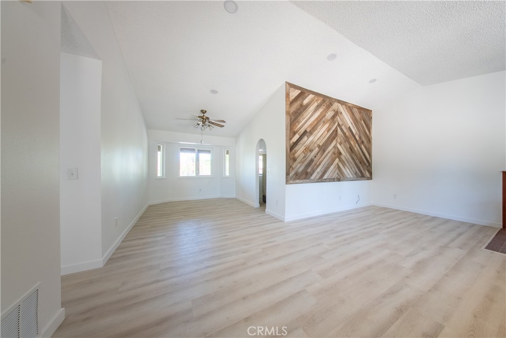16520 Adelia St Property Photo 27