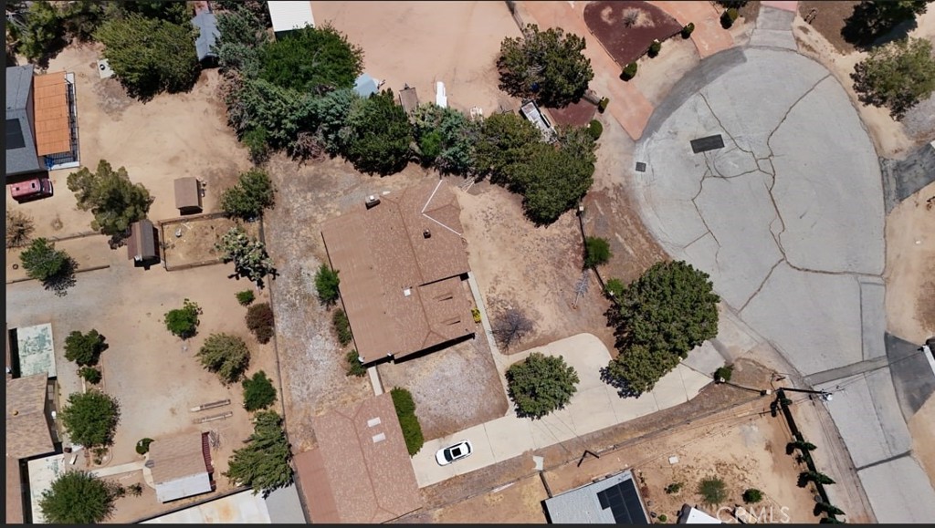 16520 Adelia St Property Photo 33