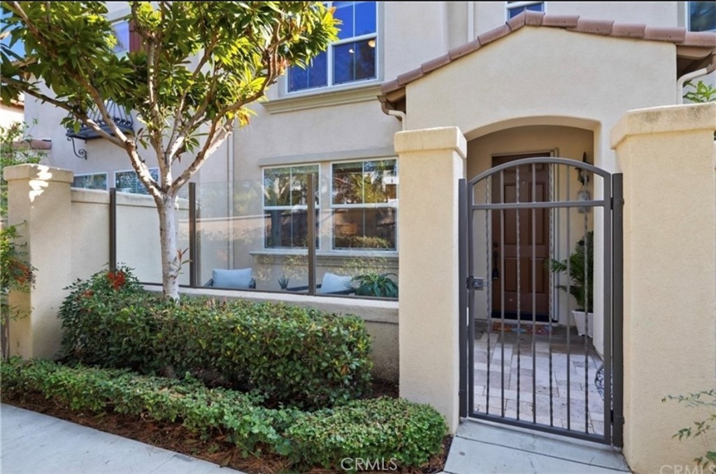 94 New Season Property Photo 1