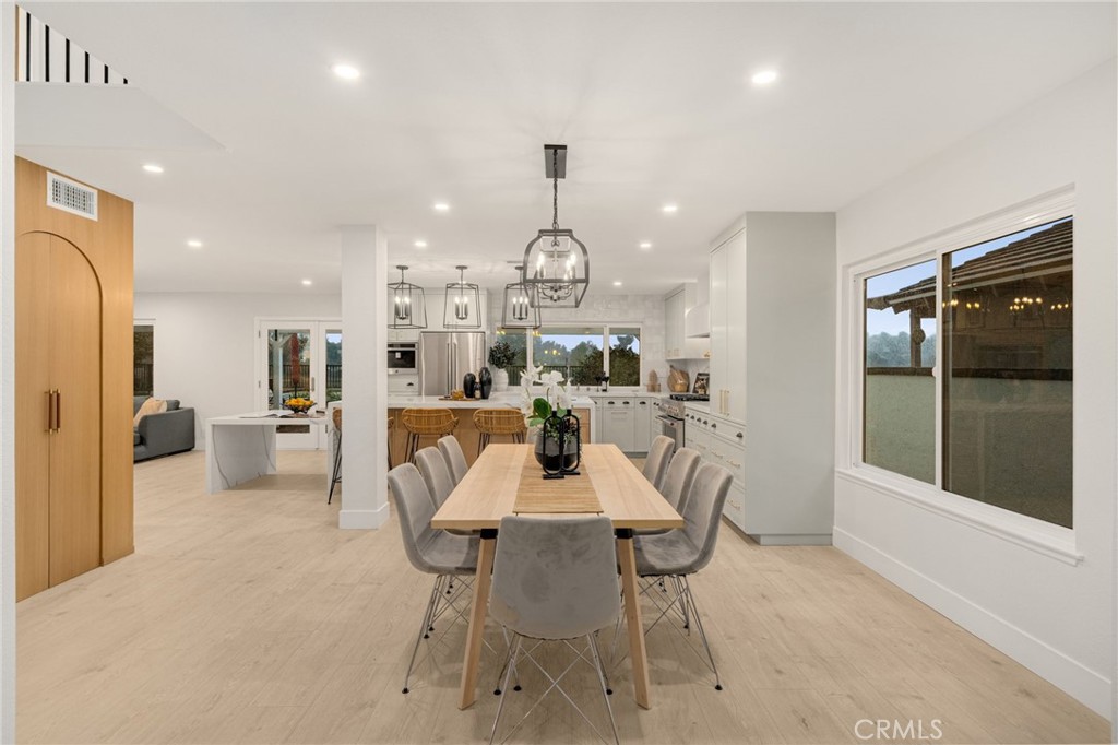 24362 Via Santa Clara Property Photo 7