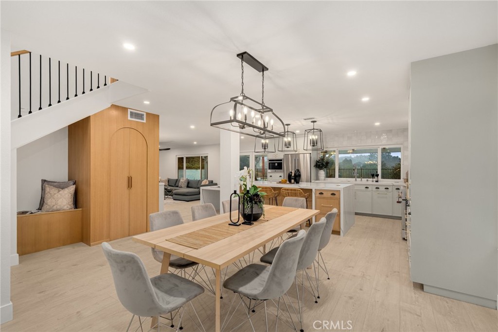 24362 Via Santa Clara Property Photo 8