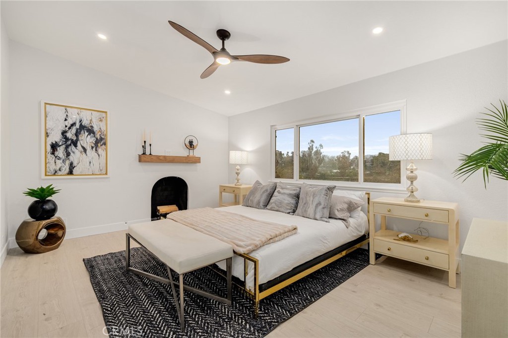 24362 Via Santa Clara Property Photo 16