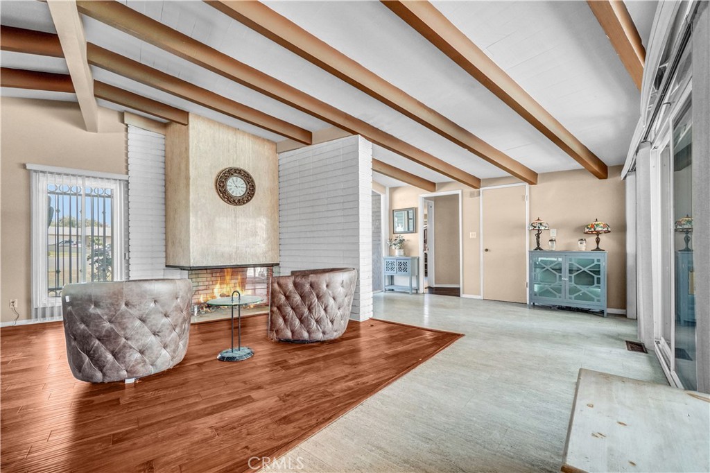 994 N Cleveland Street Property Photo 11