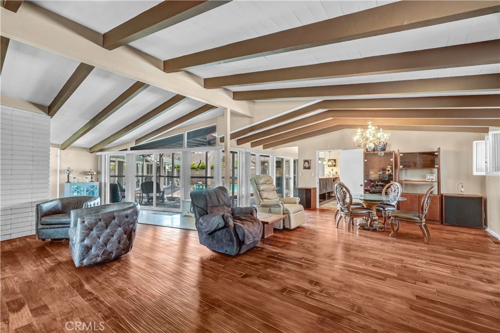 994 N Cleveland Street Property Photo 13