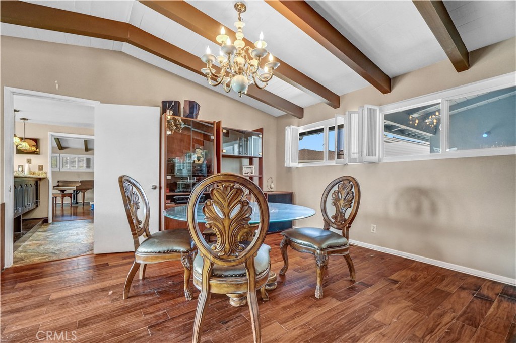 994 N Cleveland Street Property Photo 14