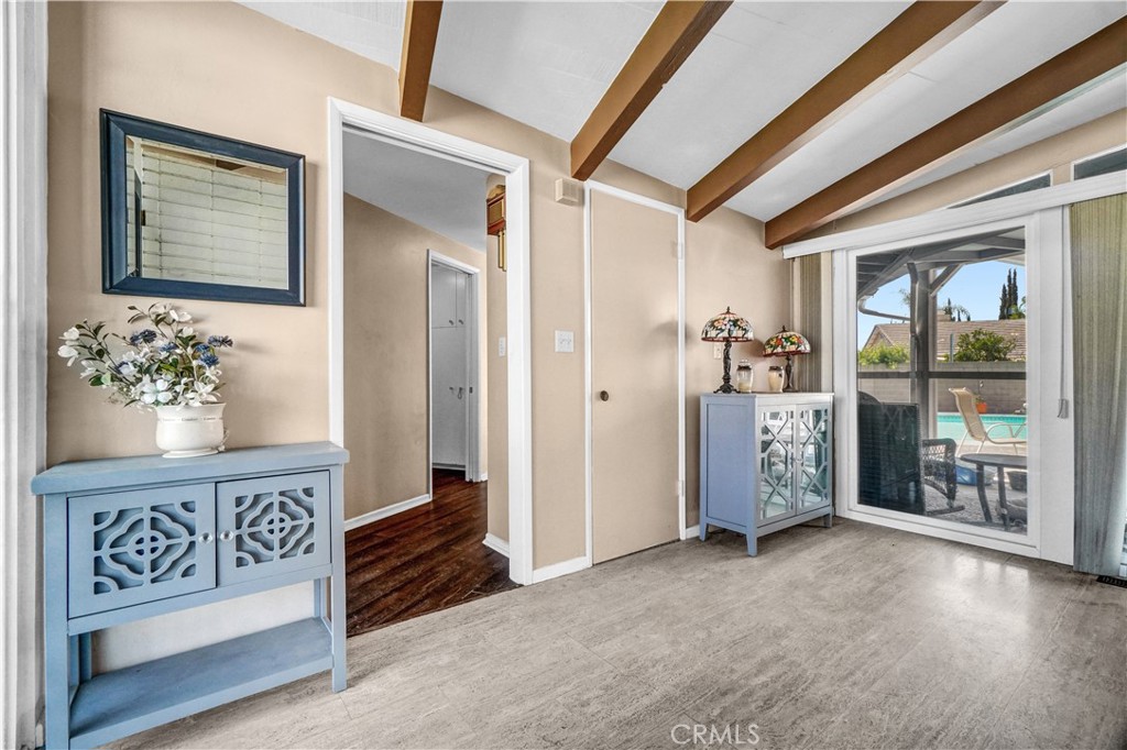 994 N Cleveland Street Property Photo 25