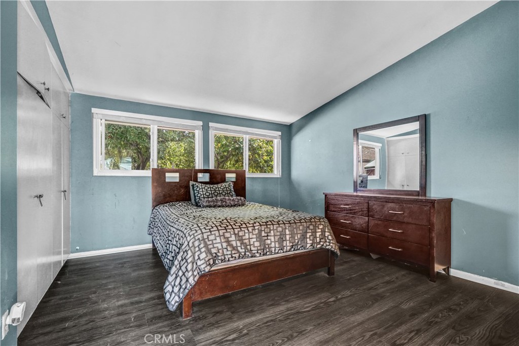 994 N Cleveland Street Property Photo 28