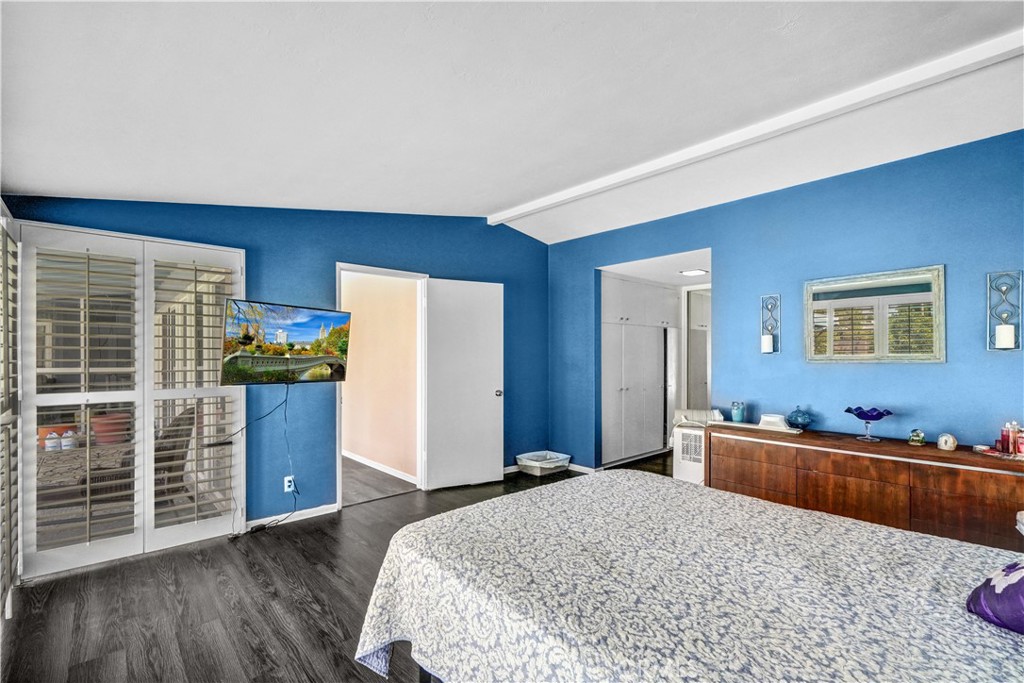 994 N Cleveland Street Property Photo 32