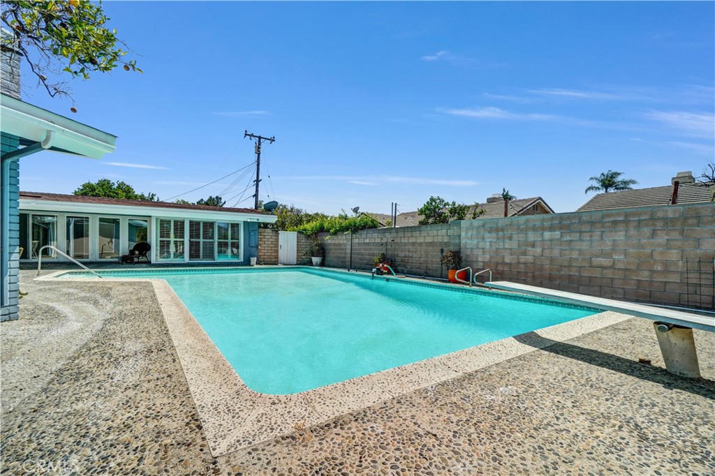 994 N Cleveland Street Property Photo 36