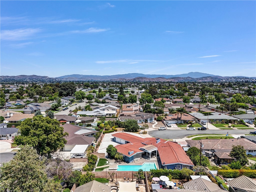 994 N Cleveland Street Property Photo 40