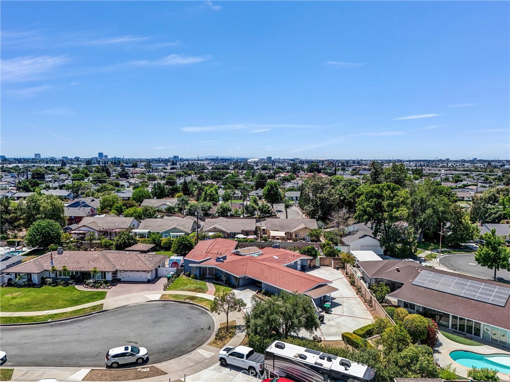 994 N Cleveland Street Property Photo 45