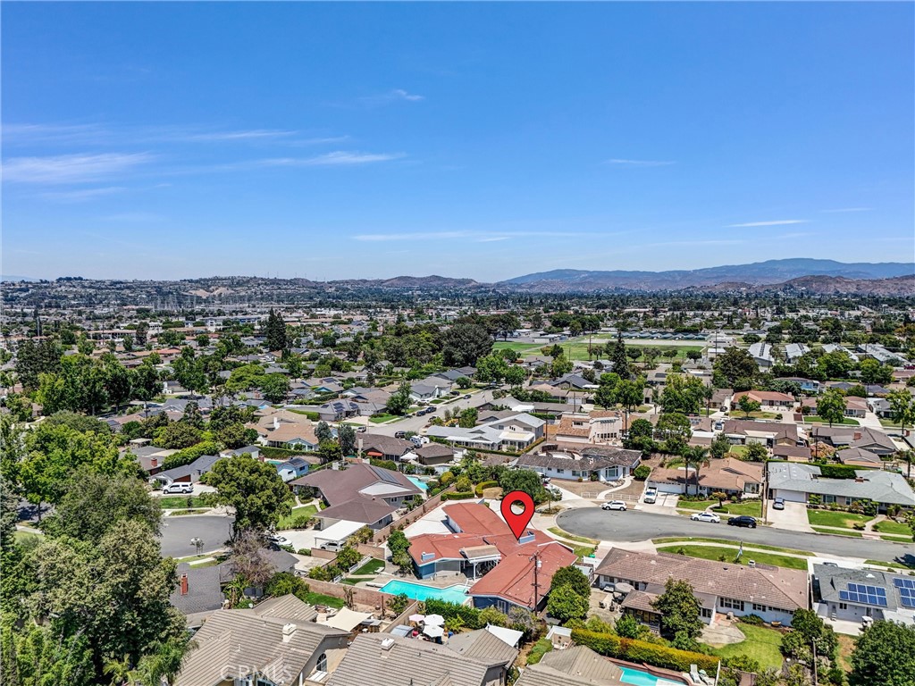 994 N Cleveland Street Property Photo 51