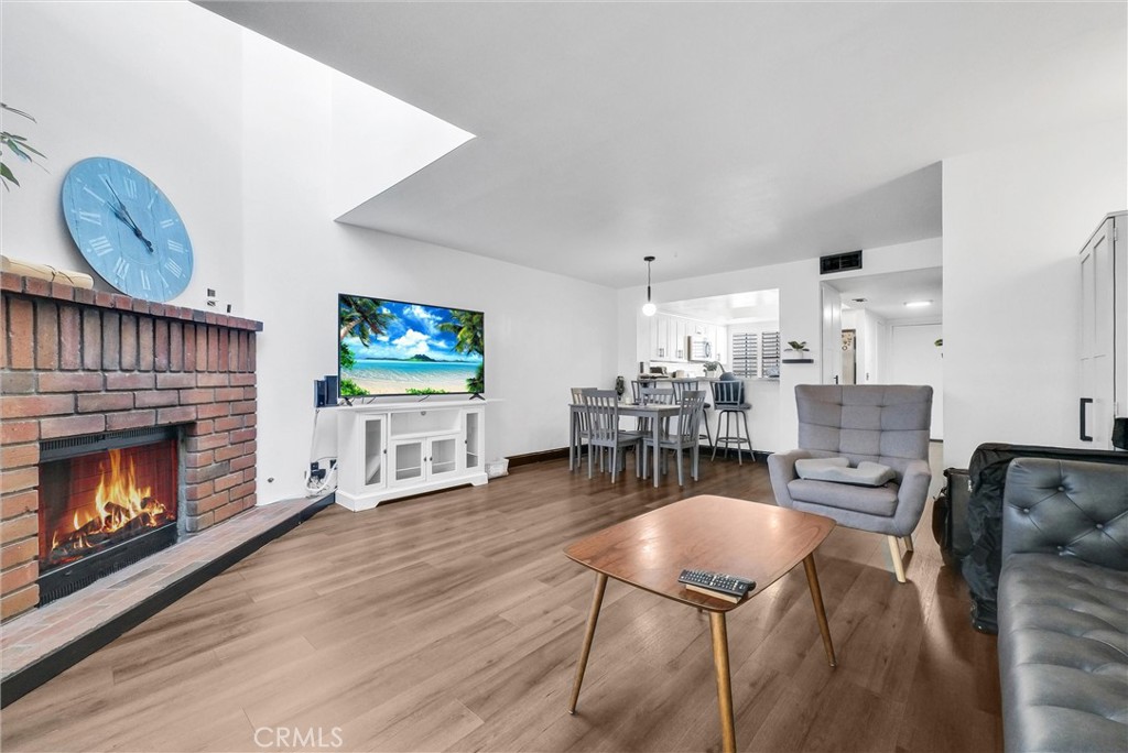 1020 S Mountain Avenue Property Photo 10