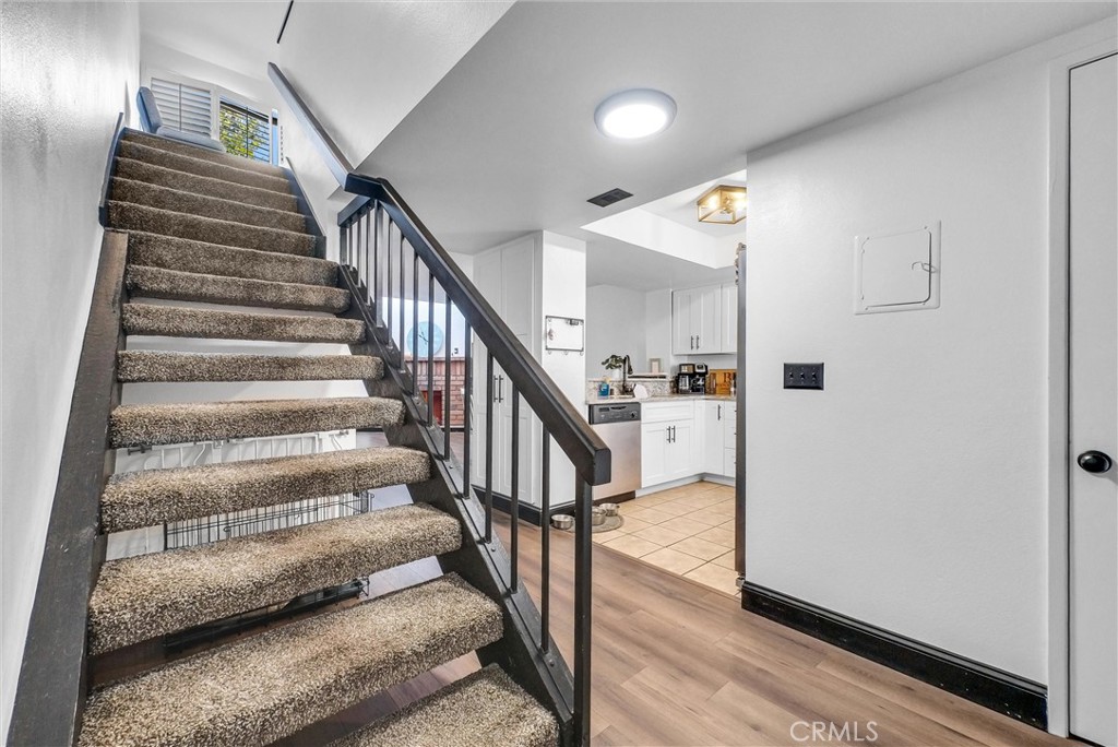 1020 S Mountain Avenue Property Photo 14