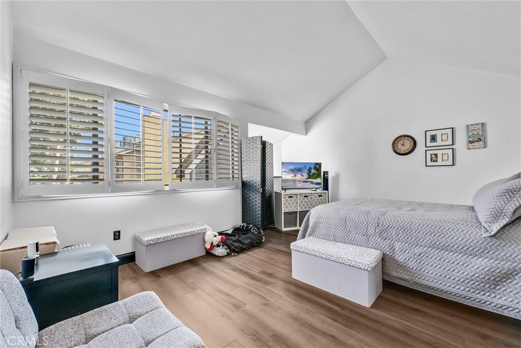 1020 S Mountain Avenue Property Photo 15