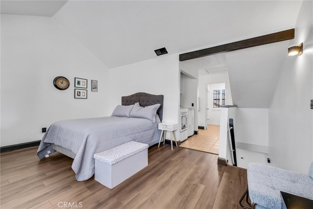 1020 S Mountain Avenue Property Photo 16