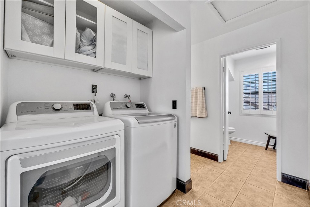 1020 S Mountain Avenue Property Photo 19